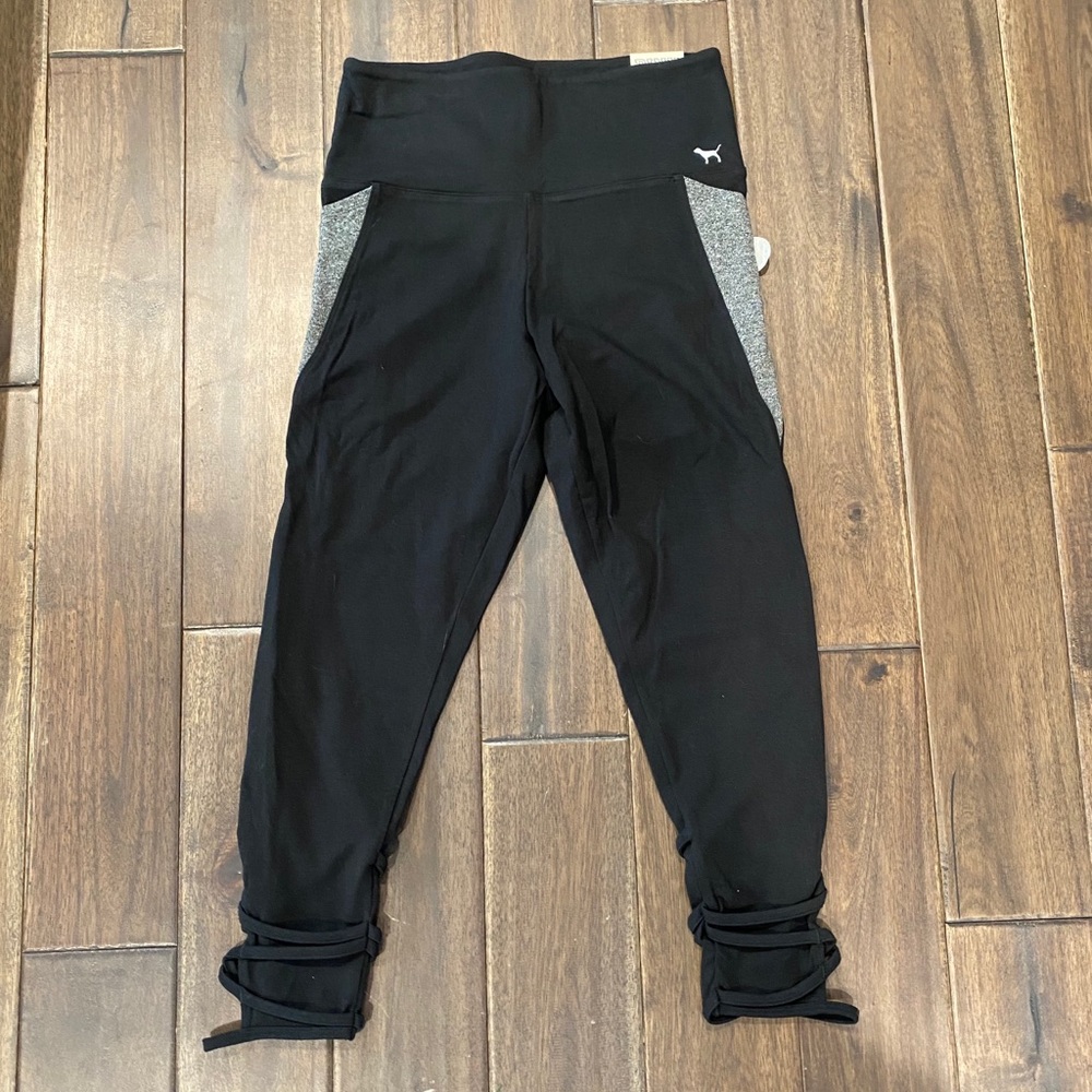 Victoria Secret Capri Leggings
